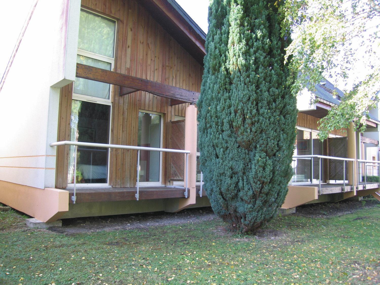 Hotel L'Ile Du Saussay Itteville Exterior photo